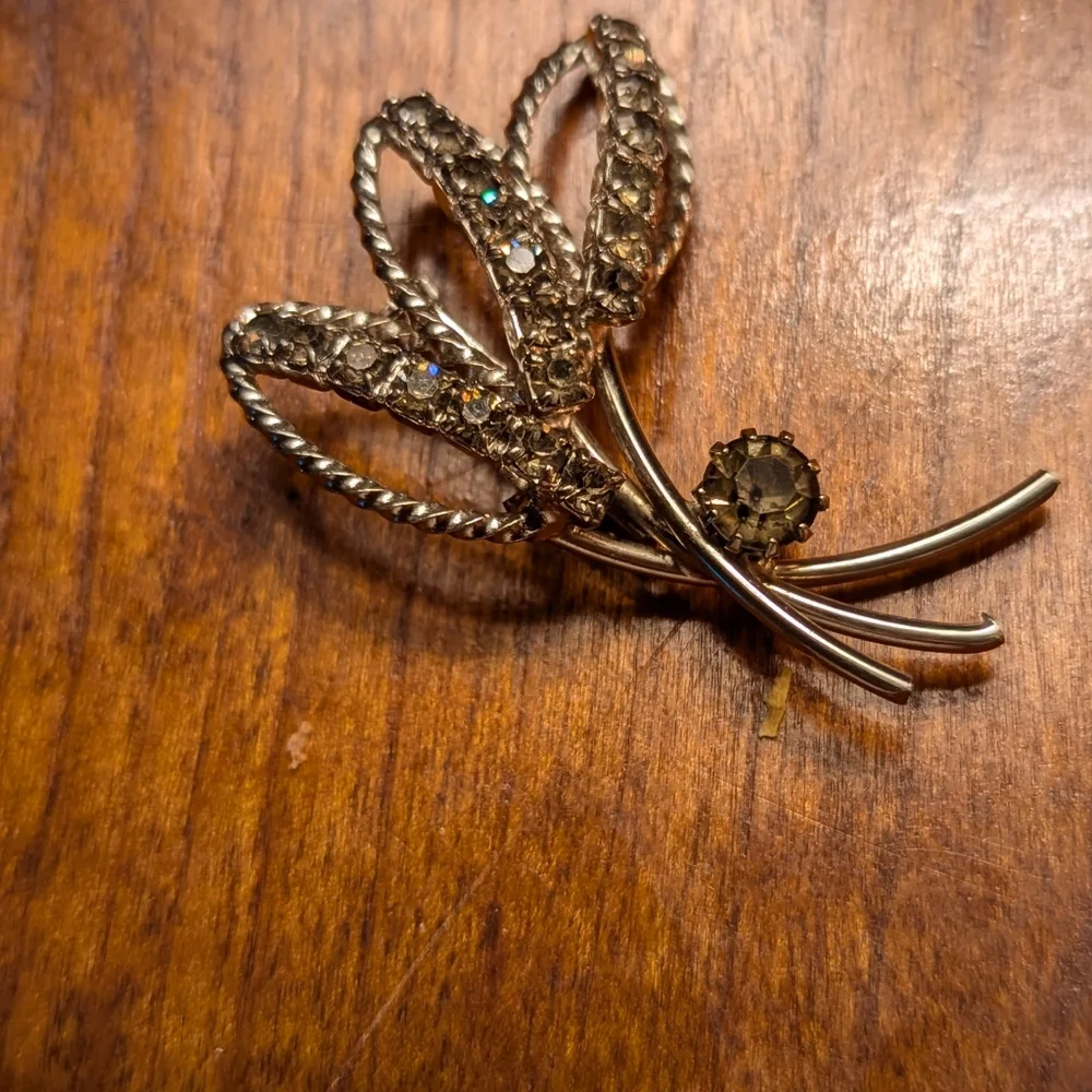 Vintage Brooch Floral Gray Rhinestones Spray Pin 1.25